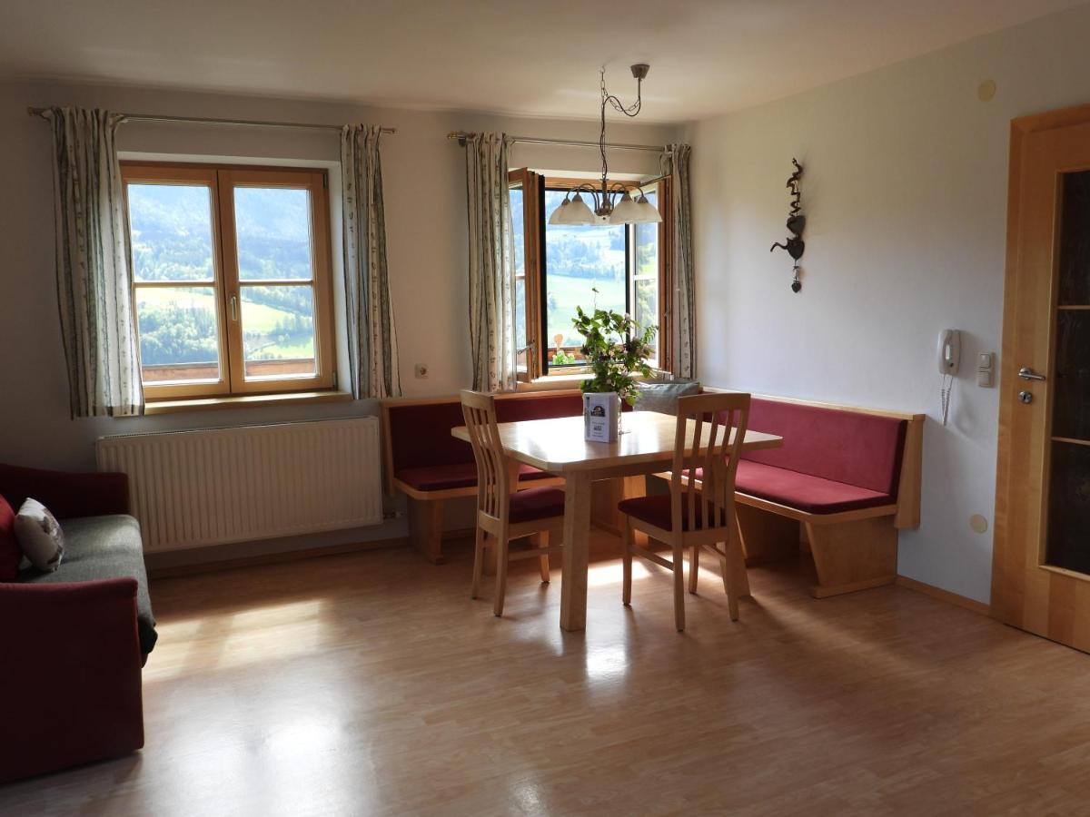 Bio-Bauernhof Einberghof Apartment Pfarrwerfen Exterior photo