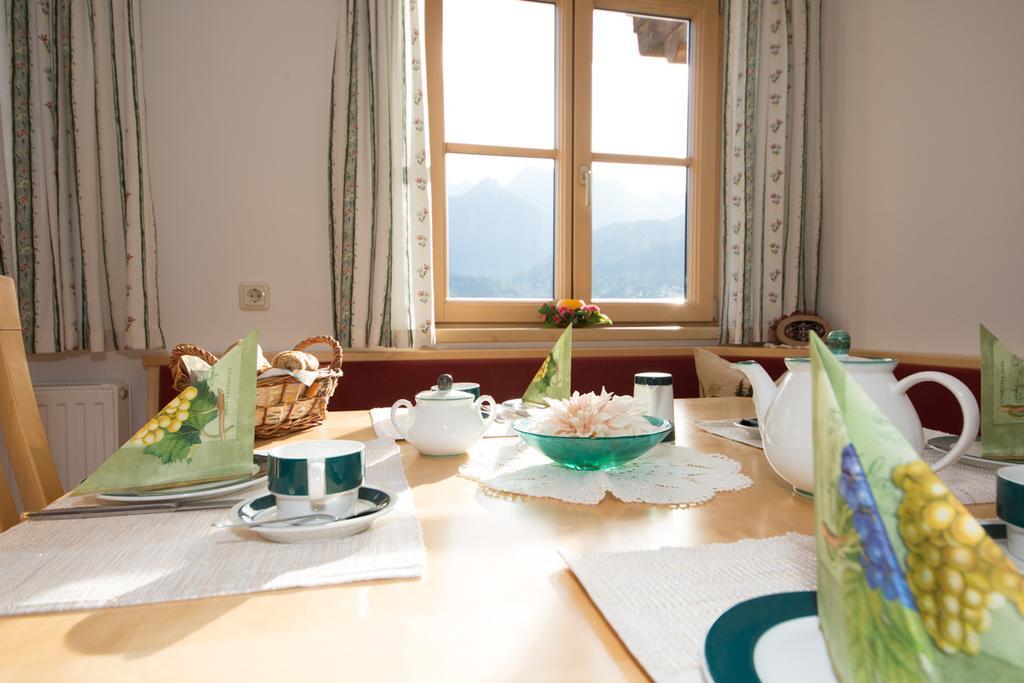 Bio-Bauernhof Einberghof Apartment Pfarrwerfen Exterior photo